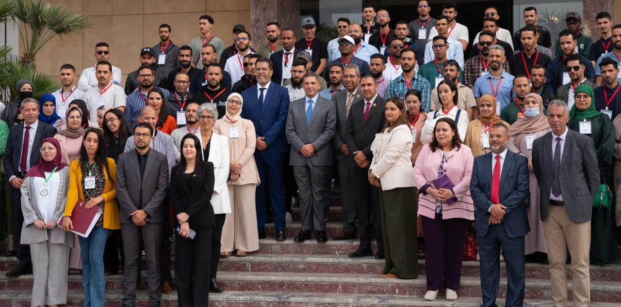 أكادير.. والي جهة سوس ماسة يشرف على توزيع المعدات والتجهيزات في إطار برامج مؤسسة محمد الخامس للتضامن