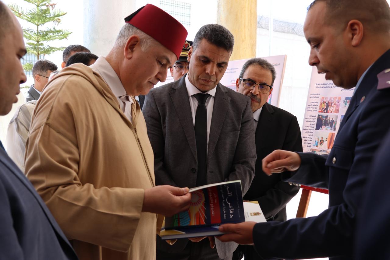 السجن المحلي بايت ملول يستقبل وفدا هاما برئاسة عامل عمالة انزكان ايت ملول.