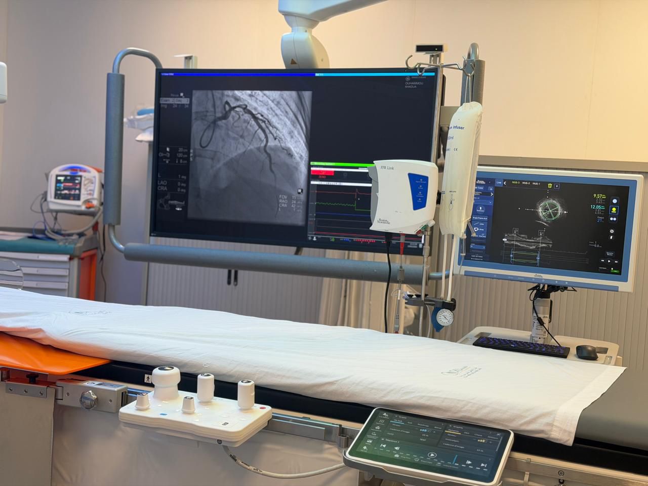 المركز الاستشفائي الجامعي محمد السادس بأكادير يعتمد تقنية متطورة للتصوير داخل الشرايين لتعزيز دقة القسطرة القلبية