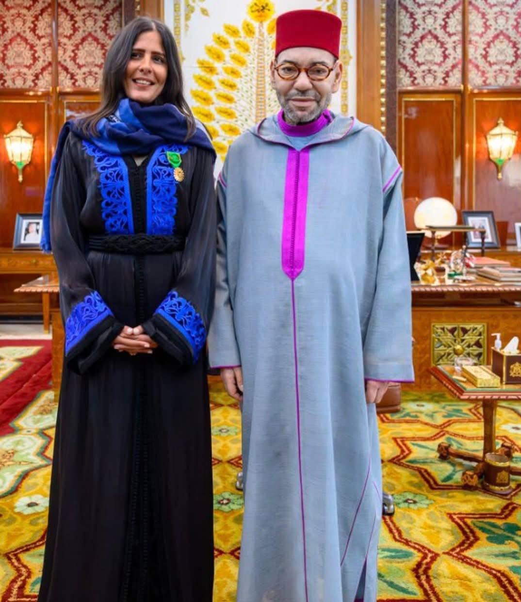 استقبال ملكي سامي يتوّج البطلة نوال سفندلة بوسام المكافأة الوطنية